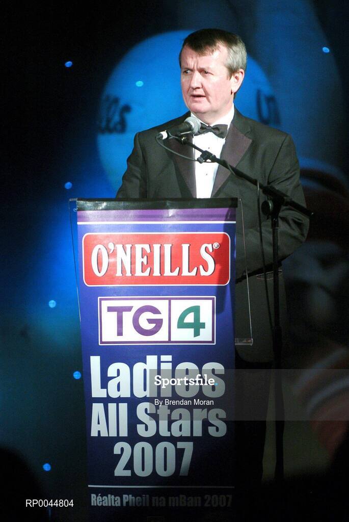 17 November 2007; Pol O Gallchoir, Ceannasai, TG4, speaking at the 2007 O'Neills/TG4 Ladies Gaelic Football All-Star Awards.  Citywest Hotel, Conference, Leisure & Golf Resort, Saggart, Co Dublin. Picture credit: Brendan Moran / SPORTSFILE  *** Local Caption ***
