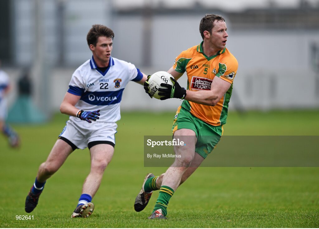 14 February 2015; Creg Higgins, Corofin, in action against Cormac Diamond, St Vincent's. AIB GAA Football All-Ireland Senior Club Championship, Semi-Final, Corofin v St Vincent's. O'Connor Park, Tullamore, Co. Offaly. Picture credit: Ray McManus / SPORTSFILE