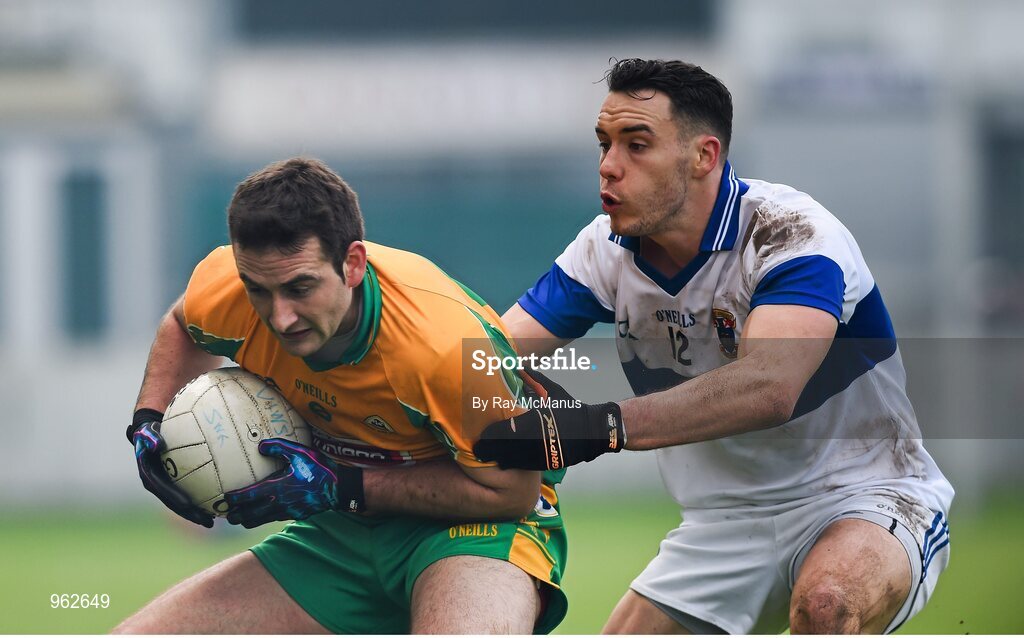 14 February 2015; Alan Burke, Corofin, in action against Shane Carthy, St Vincent's. AIB GAA Football All-Ireland Senior Club Championship, Semi-Final, Corofin v St Vincent's. O'Connor Park, Tullamore, Co. Offaly. Picture credit: Ray McManus / SPORTSFILE