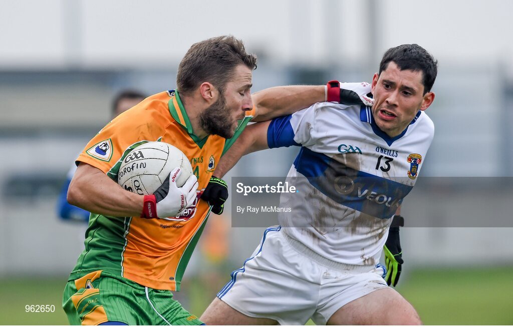 14 February 2015; Michael Lundy, Corofin, in action against Ruairí Treanor, St Vincent's. AIB GAA Football All-Ireland Senior Club Championship, Semi-Final, Corofin v St Vincent's. O'Connor Park, Tullamore, Co. Offaly. Picture credit: Ray McManus / SPORTSFILE