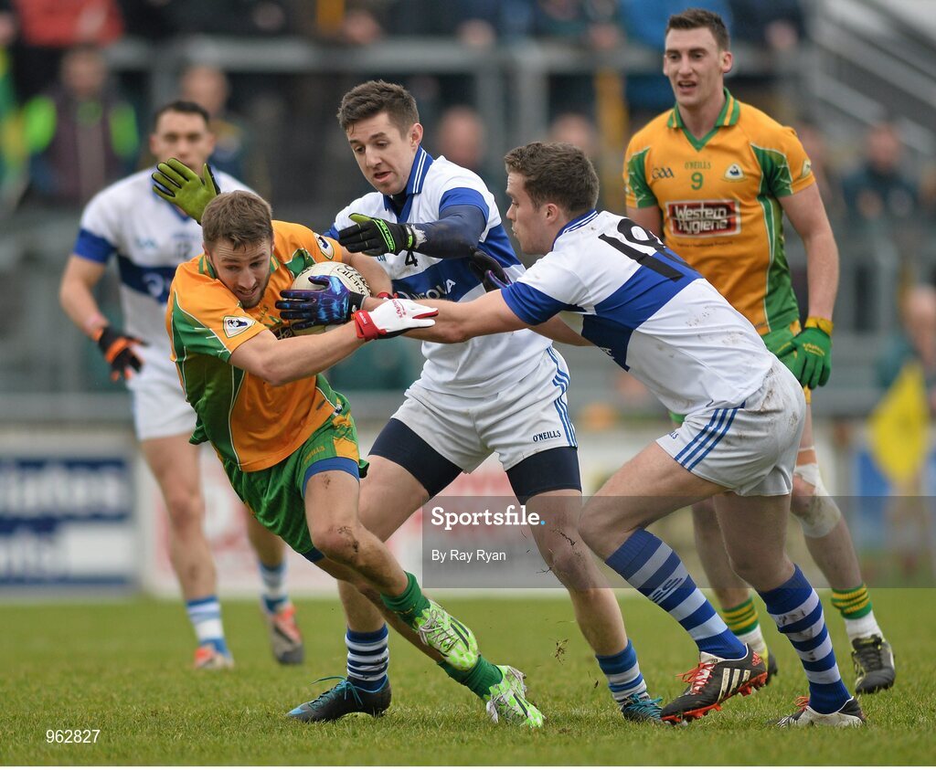 14 February 2015; Michael Lundy, Corofin, in action against Hugh Gill and Cameron Diamond, St Vincent's. AIB GAA Football All-Ireland Senior Club Championship, Semi-Final, Corofin v St Vincent's. O'Connor Park, Tullamore, Co. Offaly. Picture credit: Ray Ryan / SPORTSFILE