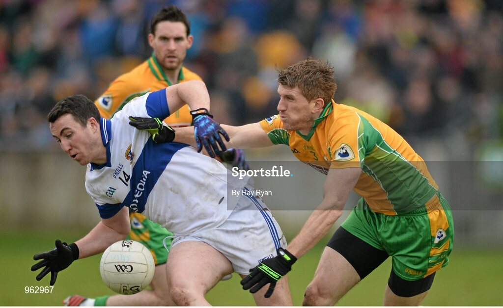 14 February 2015; Ciaran Dorney, St Vincent's, in action against Kieran Fitzgerald, Corofin. AIB GAA Football All-Ireland Senior Club Championship, Semi-Final, Corofin v St Vincent's. O'Connor Park, Tullamore, Co. Offaly. Picture credit: Ray Ryan / SPORTSFILE