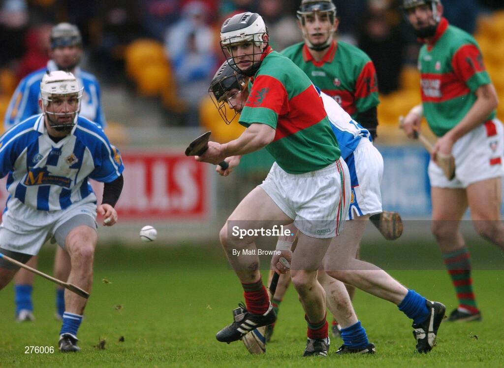 2 December 2007; Michael Verney, Birr, in action against Brian Kennedy, Ballyboden St Enda's. AIB Leinster Club Hurling Championship Final, Loughmore-Castleiney, Birr, Offaly, v Ballyboden St Enda's, Dublin, O'Connor Park, Tullamore, Co. Offaly. Picture credit; Matt Browne / SPORTSFILE