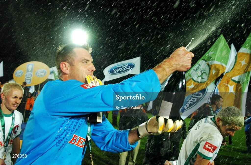 2 December 2007; Cork City goalkeeper Michael Devine celebrate at the end of the game. FAI Ford Cup Final, Cork City v Longford Town, RDS, Ballsbridge, Dublin. Picture credit; David Maher / SPORTSFILE