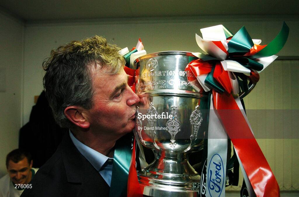 2 December 2007; Cork City manager Damien Richardson celebrate at the end of the game in their dressing room. FAI Ford Cup Final, Cork City v Longford Town, RDS, Ballsbridge, Dublin. Picture credit; David Maher / SPORTSFILE