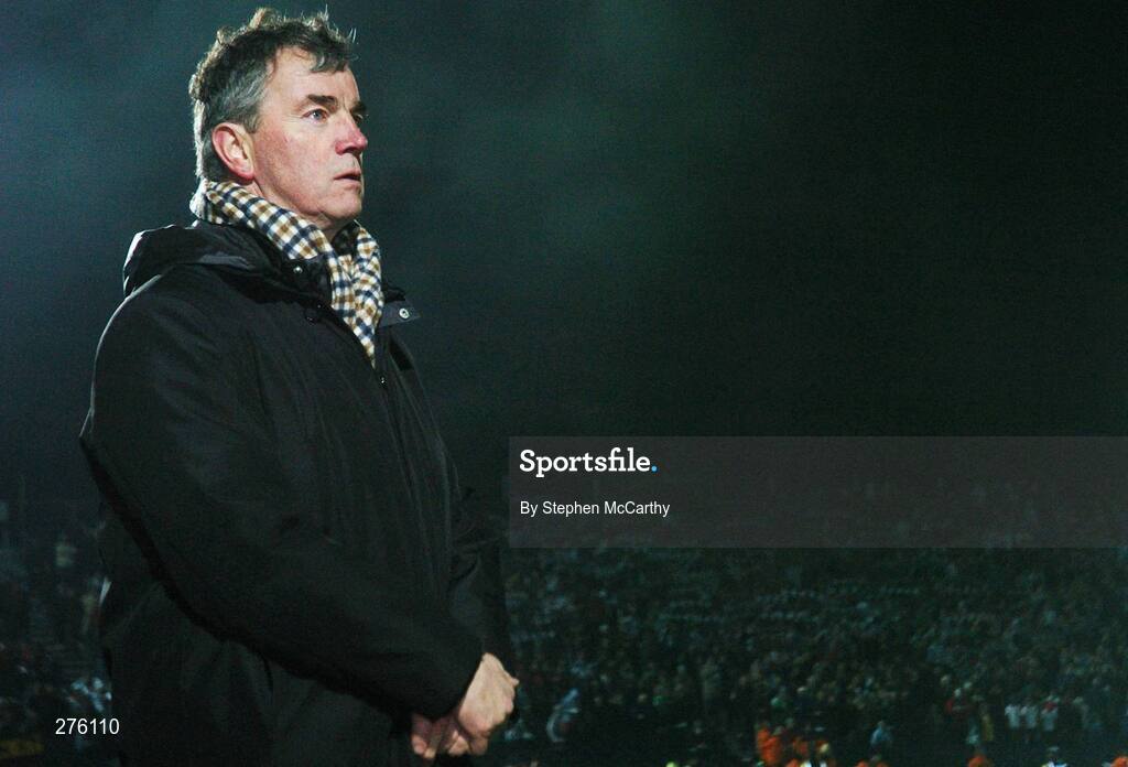 2 December 2007; Cork City manager Damien Richardson during the final minutes of the game. FAI Ford Cup Final, Cork City v Longford Town, RDS, Ballsbridge, Dublin. Picture credit; Stephen McCarthy / SPORTSFILE
