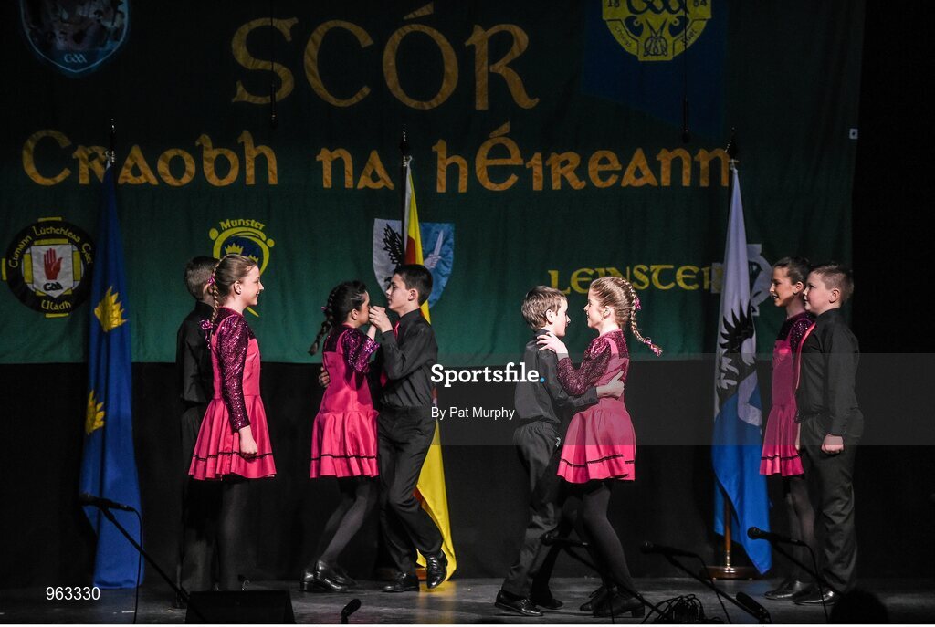 14 February 2015; The Lissycasey, Co. Clare, team of Lisa an Chnoic, Clodagh Ni Eirlthi, Eilis Roise Ni Colgain, Eibhlin Ni Ghriofa, Aodhan O hAnrachain, Shane O Griofa, Evan O Suilleabhain and Caolan Mac Concro, competing in the Set Dancing competition during the All-Ireland Scór na nÓg Championship Finals 2015. Citywest Hotel, Saggart, Co. Dublin. Picture credit: Pat Murphy / SPORTSFILE
