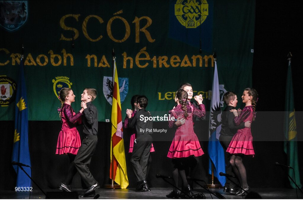 14 February 2015; The Lissycasey, Co. Clare, team of Lisa an Chnoic, Clodagh Ni Eirlthi, Eilis Roise Ni Colgain, Eibhlin Ni Ghriofa, Aodhan O hAnrachain, Shane O Griofa, Evan O Suilleabhain and Caolan Mac Concro, competing in the Set Dancing competition during the All-Ireland Scór na nÓg Championship Finals 2015. Citywest Hotel, Saggart, Co. Dublin. Picture credit: Pat Murphy / SPORTSFILE