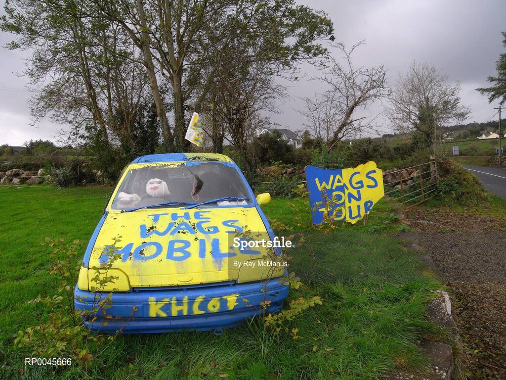 28 October 2007; A painted car and good luck posters on the road side near Scarriff Co.Clare. VHI Healthcare Connacht Senior Club Football Championship Final, Corofin, Galway, v Carnacon, Mayo, GAA grounds, Corofin, Galway. Picture credit: Ray McManus / SPORTSFILE