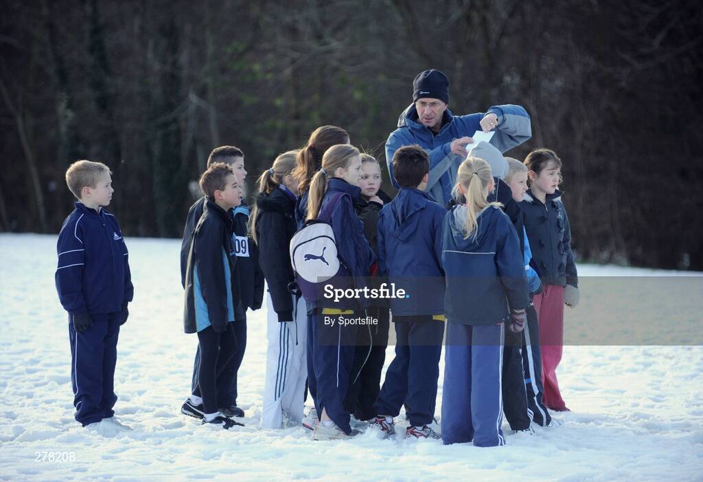 5 January 2008; Peter Thompson, coach of Kilmain School in Bangor, issues instructions to his athletes at the Belfast International Cross Country. Stormont Estate, Belfast, Co. Antrim. Picture credit; Paul Mohan / SPORTSFILE