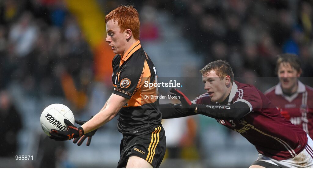 15 February 2015; Shane O'Callaghan, Austin Stacks, in action against Brendan Rodgers, Slaughtneil. AIB GAA Football All-Ireland Senior Club Championship, Semi-Final, Austin Stacks v Slaughtneil, O'Moore Park, Portlaoise, Co. Laois. Picture credit: Brendan Moran / SPORTSFILE