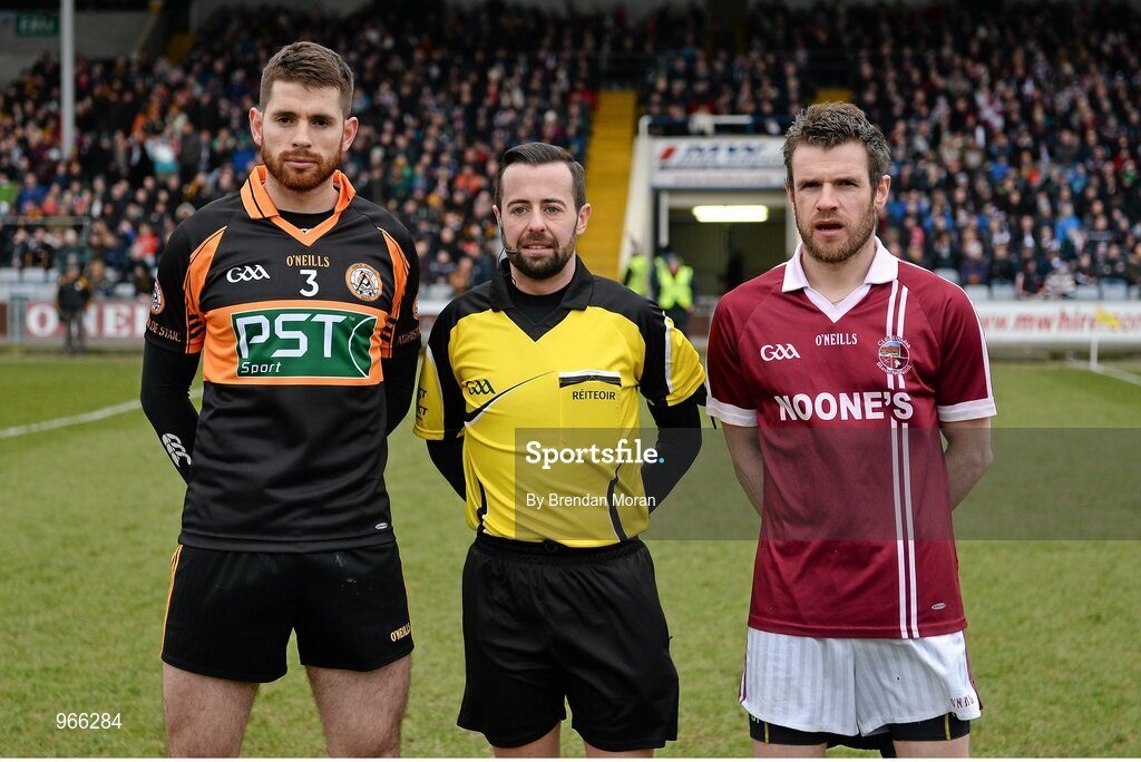 15 February 2015; Referee David Gough, with team captains Barry Shanahan, left, Austin Stacks, and Francis McEldowney, Slaughtneil. AIB GAA Football All-Ireland Senior Club Championship, Semi-Final, Austin Stacks v Slaughtneil, O'Moore Park, Portlaoise, Co. Laois. Picture credit: Brendan Moran / SPORTSFILE