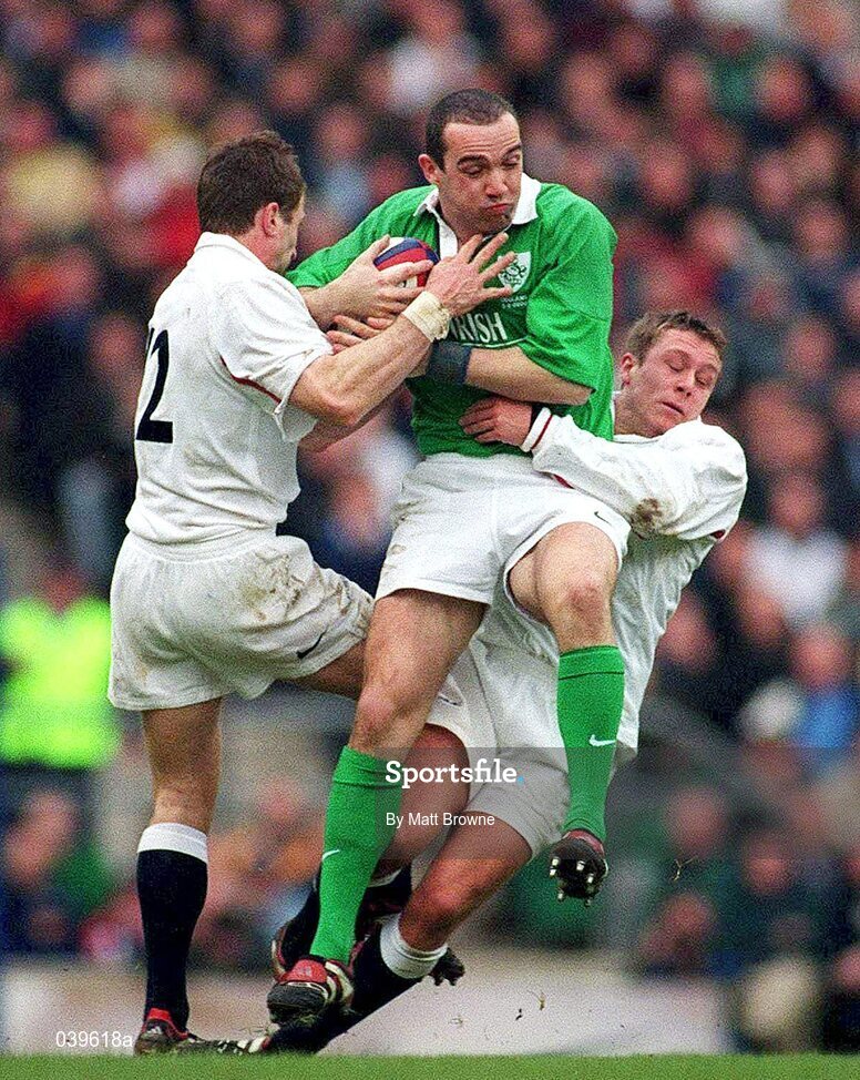 5 February 2000; Conor O'Shea, Ireland, is tackled by Mike Catt, 12, and Jonny Wilkinson, England. Six Nations Rugby International, England v Ireland, Twickenham, London, England. Picture credit: Matt Browne / SPORTSFILE
