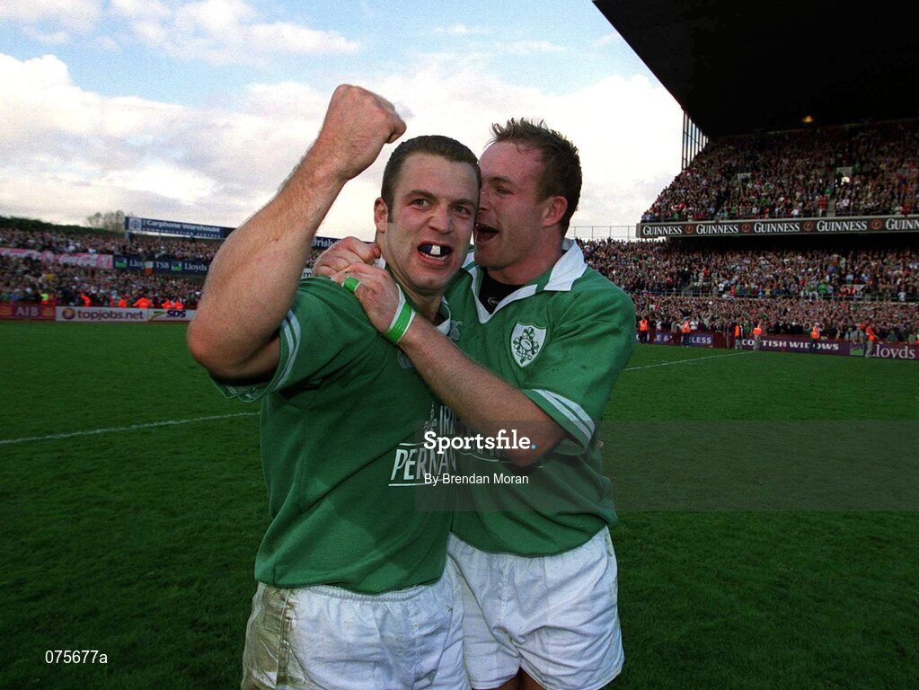 20 October 2001; Ireland's Kevin Maggs, left, and Denis Hickie celebrate victory over England. Ireland v England, Six Nations Championship, Lansdowne Road, Dublin. Picture credit: Brendan Moran / SPORTSFILE