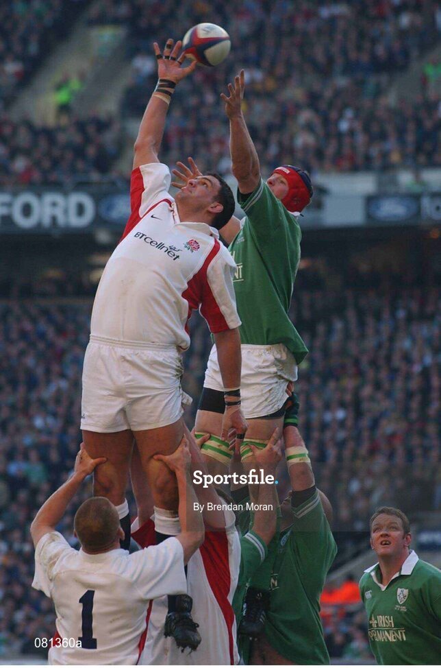 16 February 2002; Martin Johnson, England, takes the ball in the lineout from Malcolm O'Kelly, Ireland. Lloyds Six Nations Championship, England v Ireland, Twickenham, England. Picture credit: Brendan Moran / SPORTSFILE