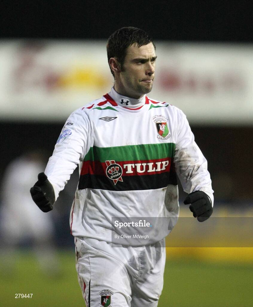 19 January 2008; A disappointed Gary Hamilton, Glentoran, at the end of the game. Carnegie Premier League, Dungannon Swifts v Glentoran, Stangmore Park, Dungannon, Co. Tyrone. Picture credit; Oliver McVeigh / SPORTSFILE