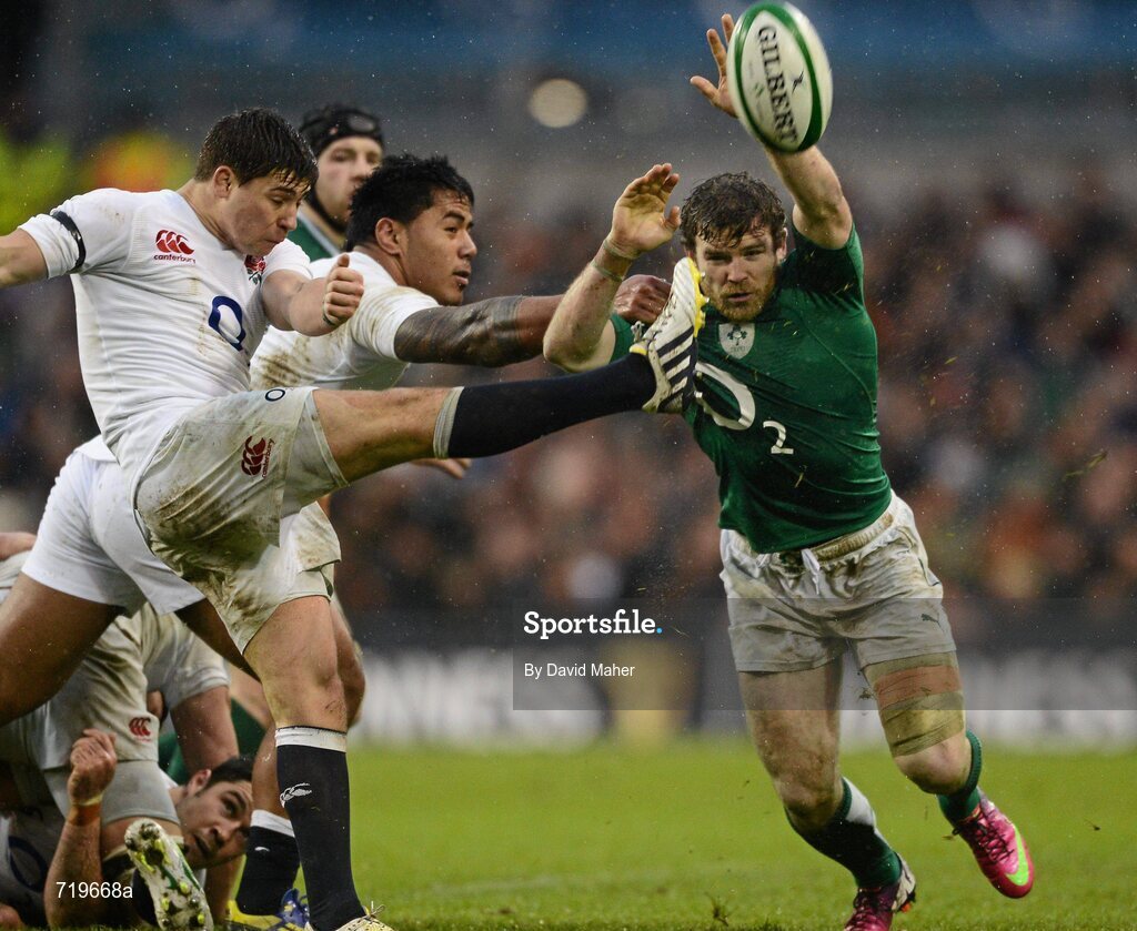 10 February 2013; Ben Youngs, England, in action against Gordon D'Arcy, Ireland. RBS Six Nations Rugby Championship, Ireland v England, Aviva Stadium, Lansdowne Road, Dublin. Picture credit: David Maher / SPORTSFILE
