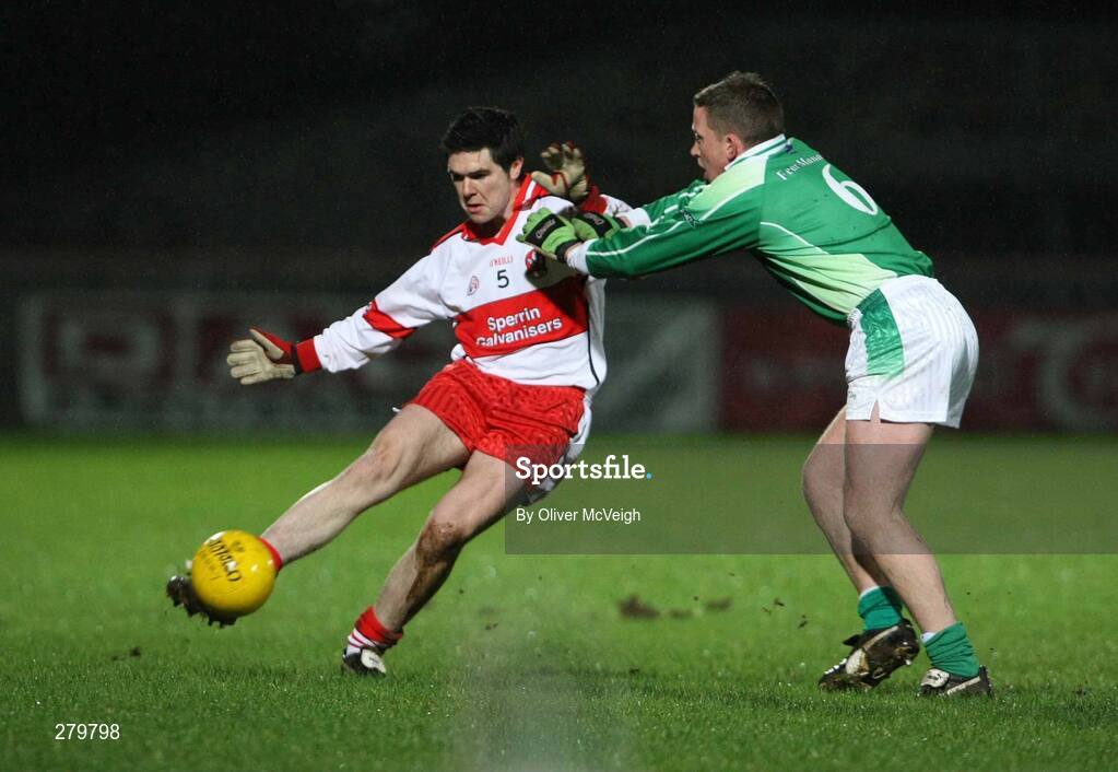 23 January 2008; Michael McBride, Derry, in action against Shane McDermott, Fermanagh. McKenna Cup semi-final, Derry v Fermanagh, Healy Park, Omagh, Co. Tyrone. Picture credit; Oliver McVeigh / SPORTSFILE
