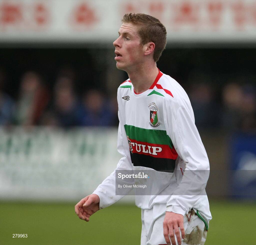 19 January 2008; Darren Boyce, Glentoran. Carnegie Premier League, Dungannon Swifts v Glentoran, Stangmore Park, Dungannon, Co. Tyrone. Picture credit; Oliver McVeigh / SPORTSFILE