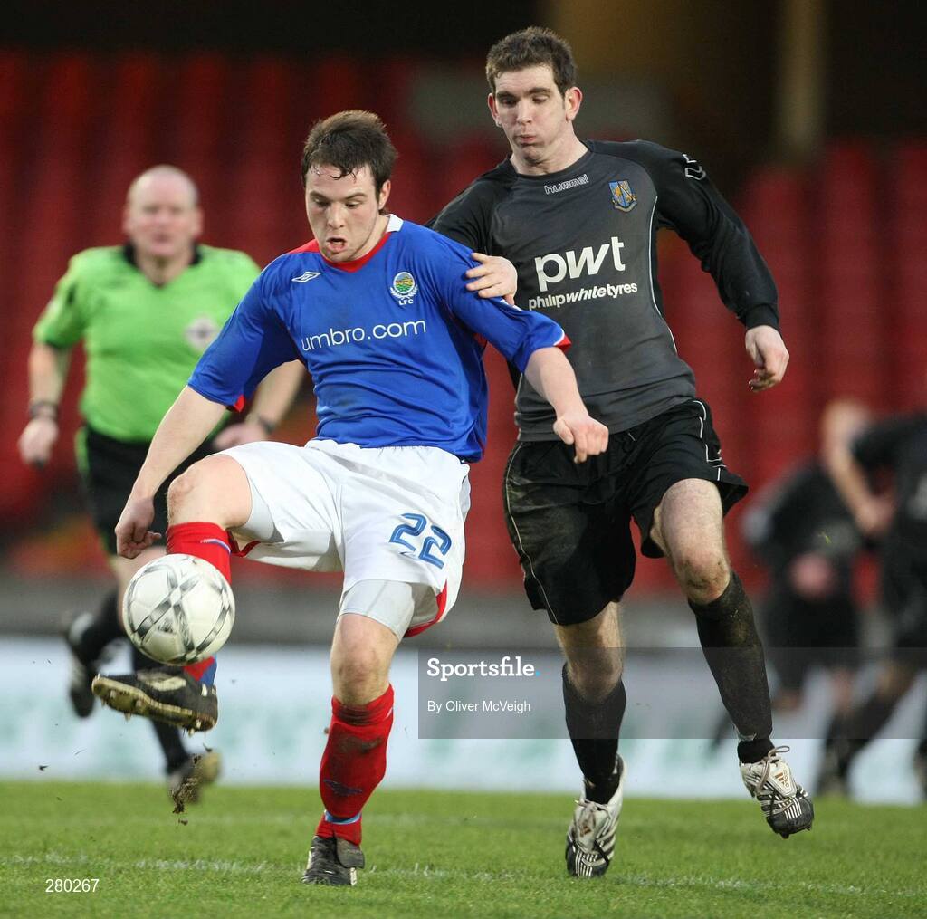 26 January 2008; Jamie Mulgrew, Linfield, in action against Austin McCann, Armagh City. Carnegie Premier League, Linfield v Armagh City, Windsor Park, Belfast, Co Antrim. Picture credit; Oliver McVeigh / SPORTSFILE