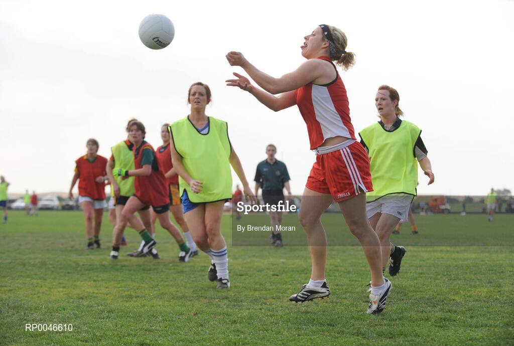 25 January 2008; Valerie Mulcahy, Cork and 2007 Allstars, in action against 2006 Allstars Emer Flaherty, Galway, and Caoimhe Marley, Armagh, during squad training. O'Neills/TG4 Ladies Gaelic Football All Star Tour 2007, Dubai Polo and Equestrian Club, Dubai, United Arab Emirates. Picture credit: Brendan Moran / SPORTSFILE  *** Local Caption ***