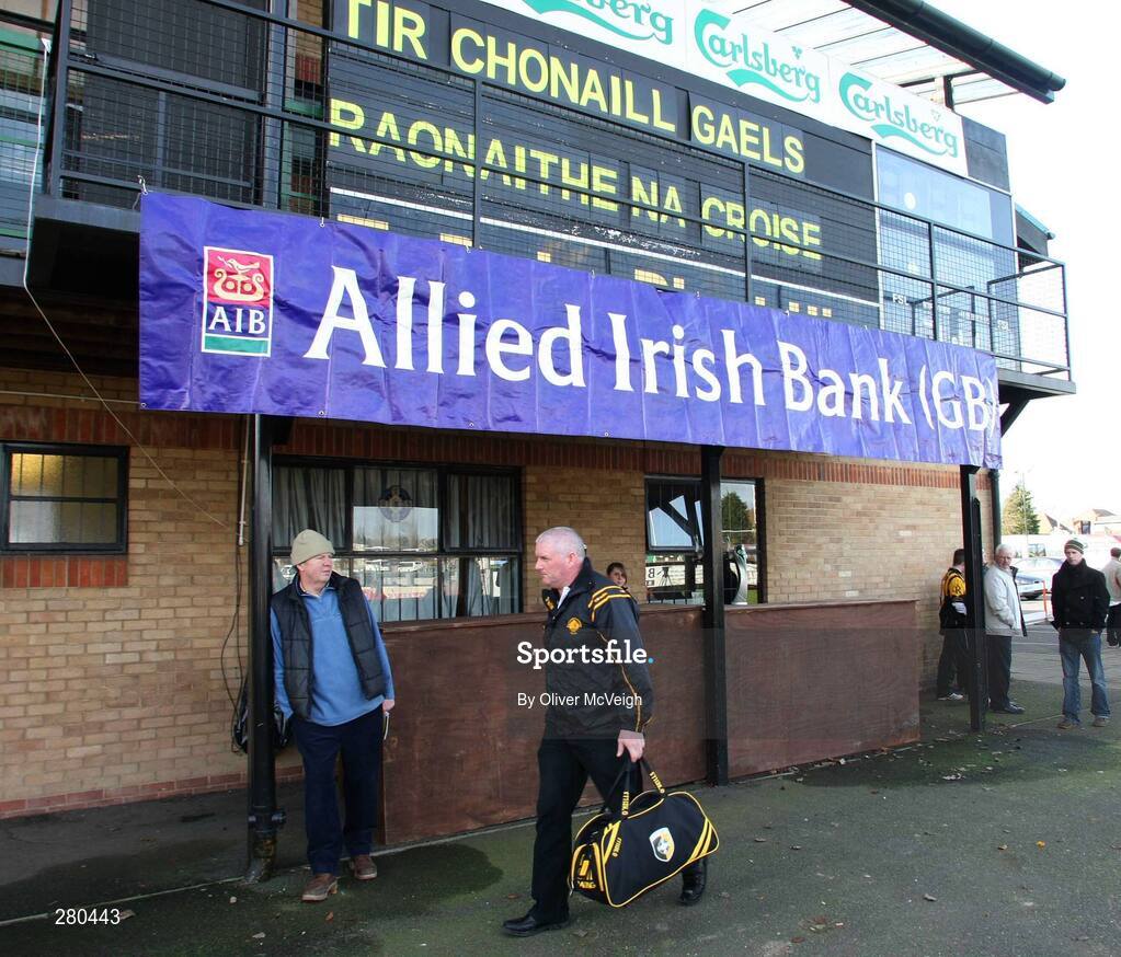 27 January 2008; Crossmaglen Rangers manager Donal Murtagh arrives for the game. AIB All-Ireland Club Football Championship Quarter-Final, Tir Chonaill Gaels v Crossmaglen Rangers, Emerald Gaelic Grounds, Ruislip, London, England. Picture credit: Oliver McVeigh / SPORTSFILE