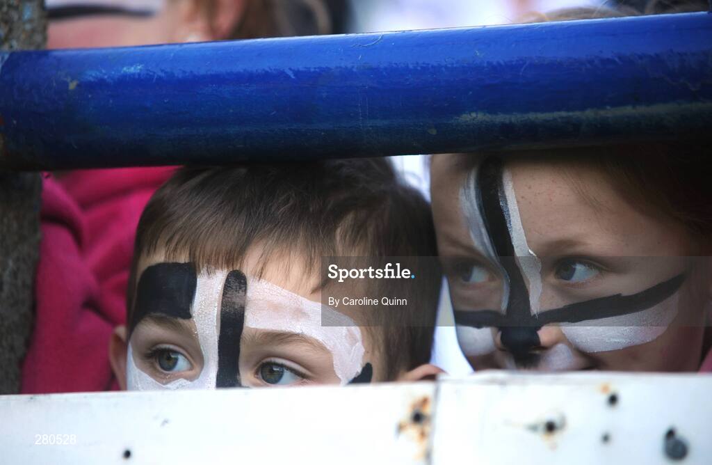 27 January 2008; Belvedere College fans Hugo, 4, and Hanna O'Connell, 7, from Clontarf, watch the game. Leinster Schools Senior Cup, 1st Round, Terenure College v Belvedere College, Donnybrook, Dublin. Picture credit; Caroline Quinn / SPORTSFILE *** Local Caption ***