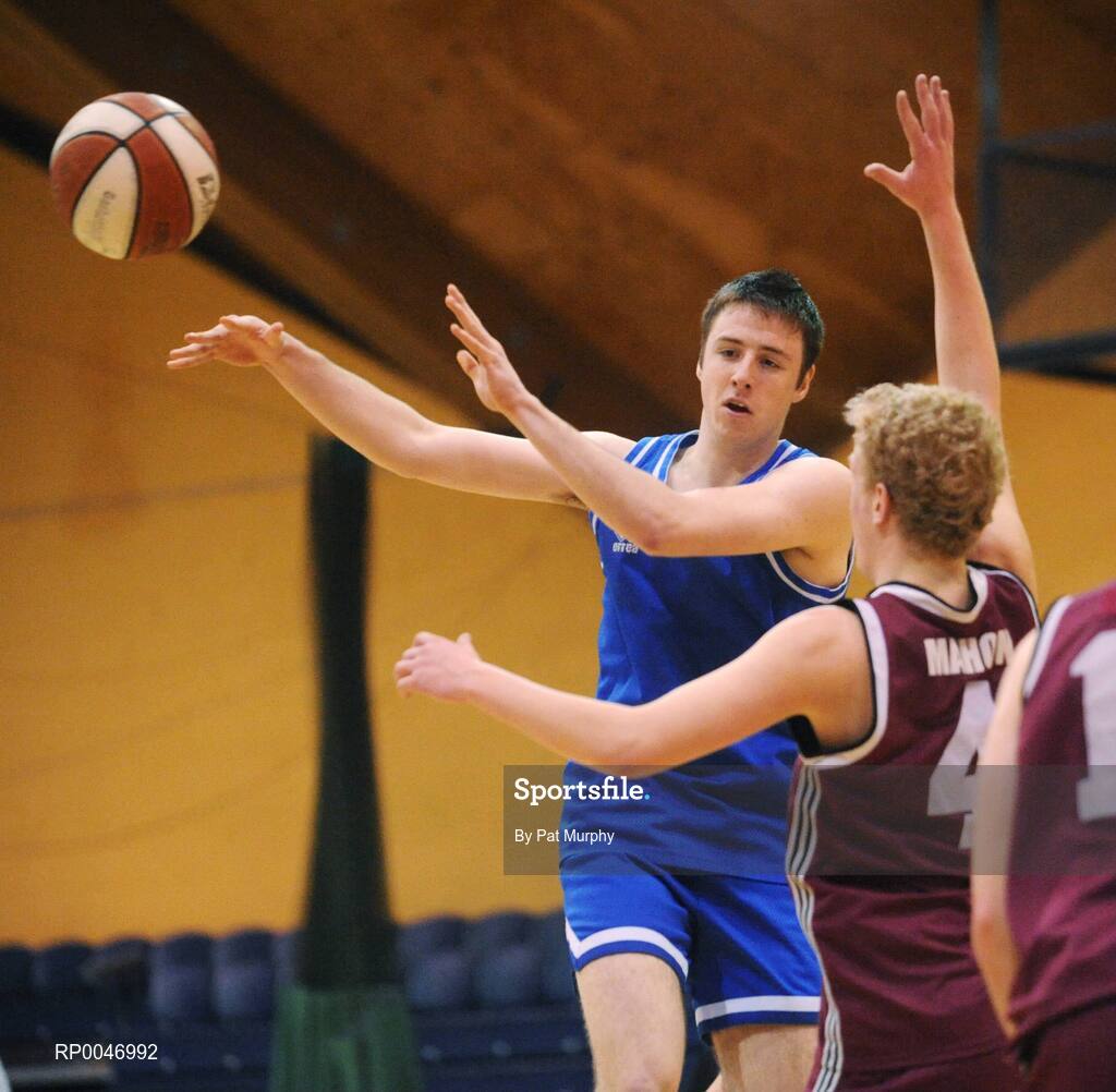 30 January 2008; Sean Tynan, Heywood Community School, in action against Niall Mahon, De La Salle Churchtown. U19C Boys, All-Ireland Schools Basketball Cup Final, Heywood Community School, Laois v De La Salle Churchtown, Dublin, National Basketball Arena, Tallaght, Dublin. Picture credit: Pat Murphy / SPORTSFILE