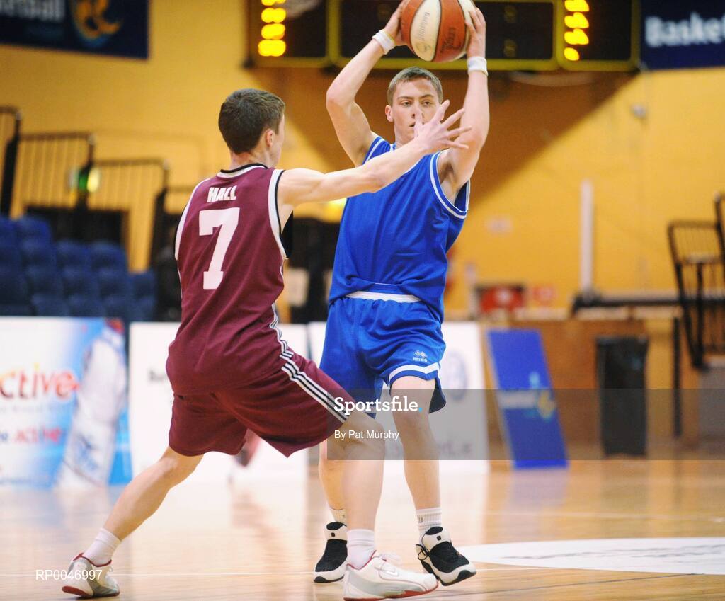 30 January 2008; Matthew Cass, Heywood Community School, in action against Joe Hall, De La Salle Churchtown. U19C Boys, All-Ireland Schools Basketball Cup Final, Heywood Community School, Laois v De La Salle Churchtown, Dublin, National Basketball Arena, Tallaght, Dublin. Picture credit: Pat Murphy / SPORTSFILE