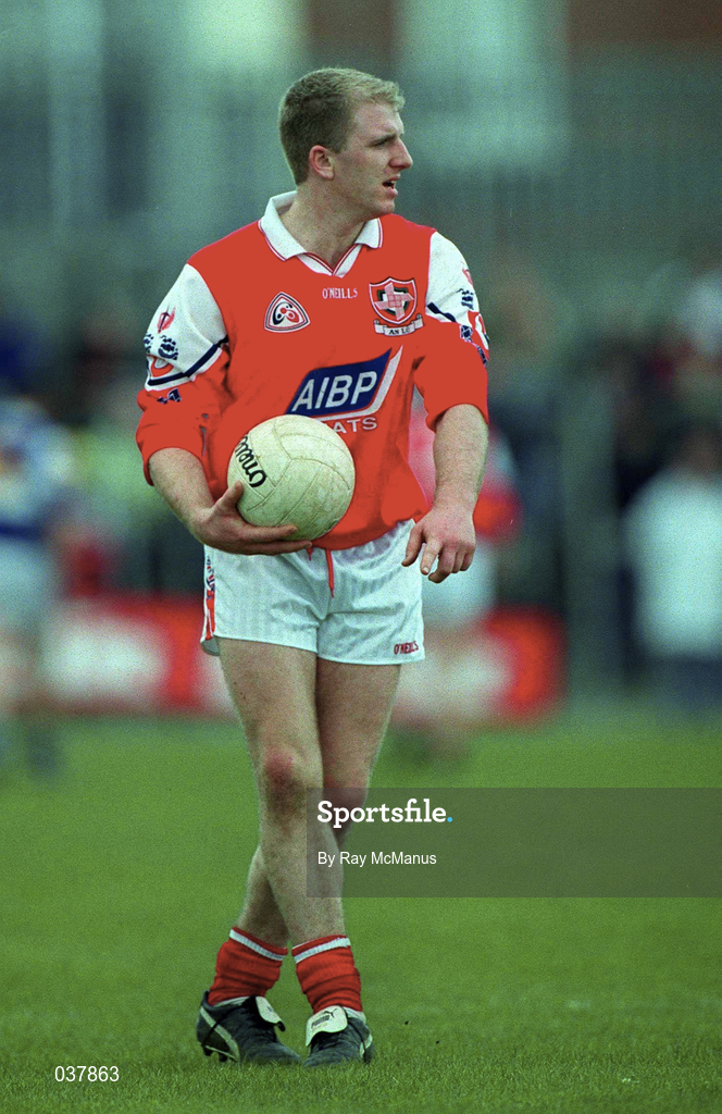 23 April 2000; Aaron Hoey of Louth during the Church & General National Football League Division 2 Semi-Final match between Louth and Laois at Cusack Park in Mullingar, Westmeath. Photo by Ray McManus/Sportsfile