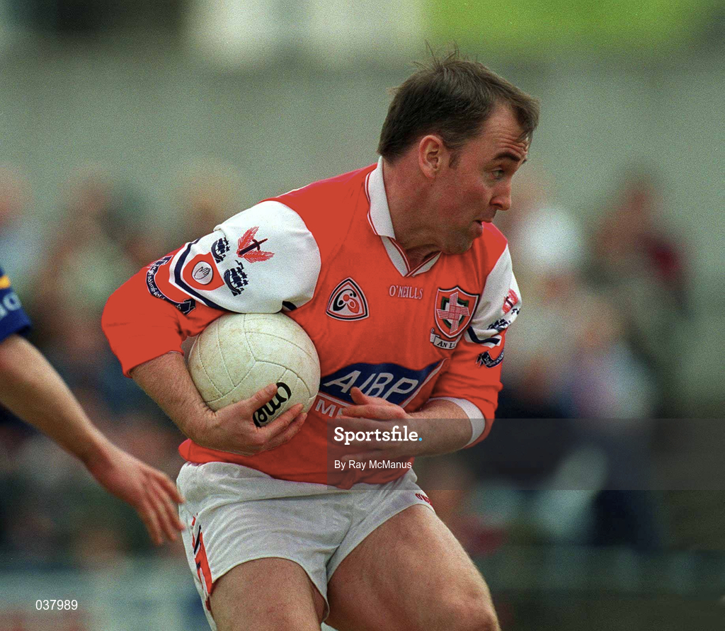 23 April 2000; Cathal O'Hanlon of Louth during the Church & General National Football League Division 2 Semi-Final match between Louth and Laois at Cusack Park in Mullingar, Westmeath. Photo by Ray McManus/Sportsfile