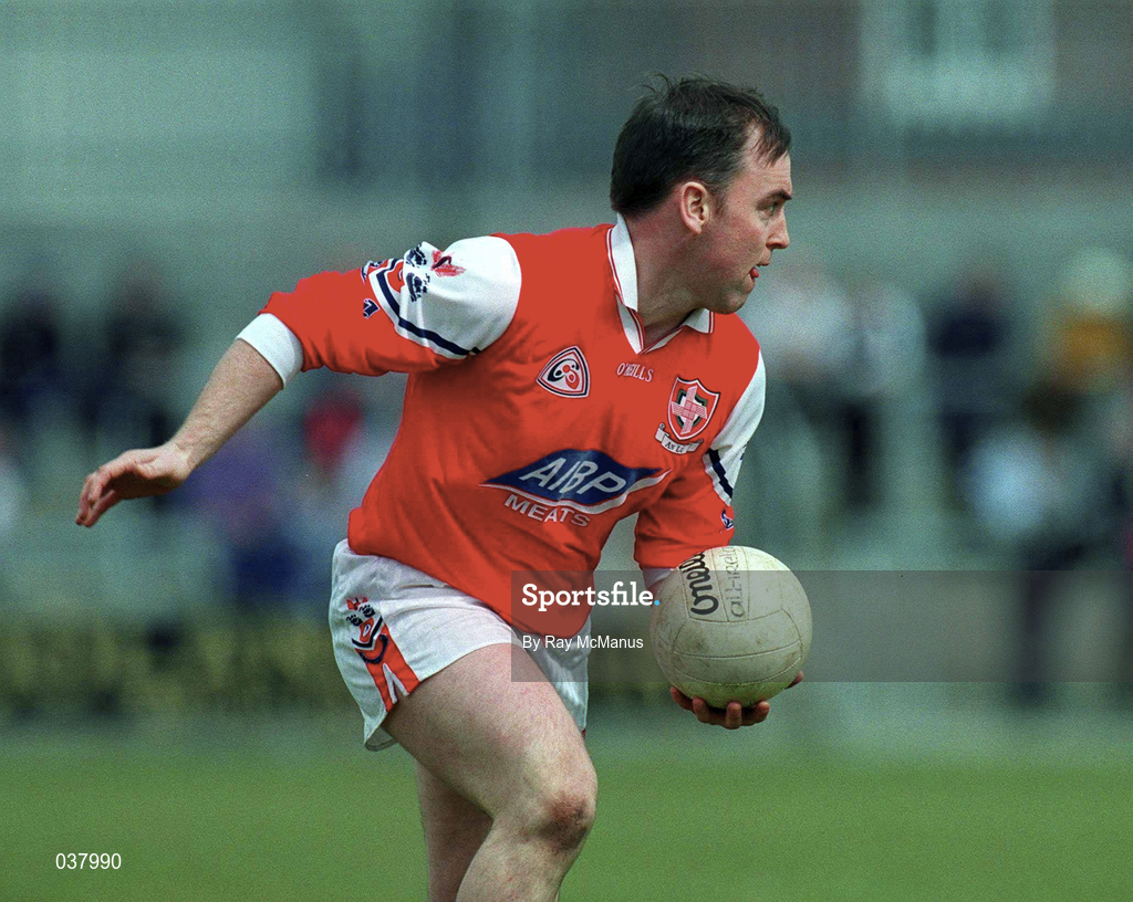 23 April 2000; Cathal O'Hanlon of Louth during the Church & General National Football League Division 2 Semi-Final match between Louth and Laois at Cusack Park in Mullingar, Westmeath. Photo by Ray McManus/Sportsfile