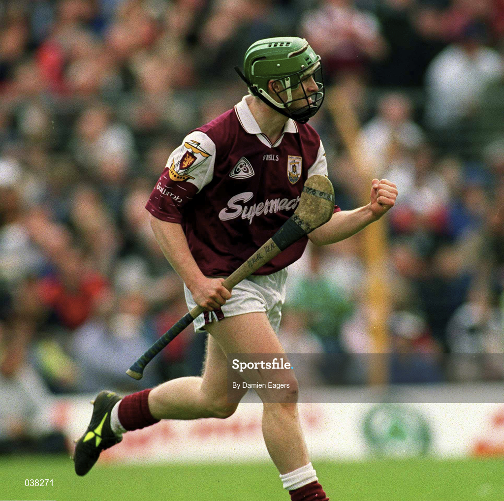 30 April 2000; Fergal Healy of Galway celebrates after scoring a goal during the Church & General National Hurling League Division 1 Semi-Final match between Galway and Waterford at Semple Stadium in Thurles, Tipperary. Photo by Damien Eagers/Sportsfile