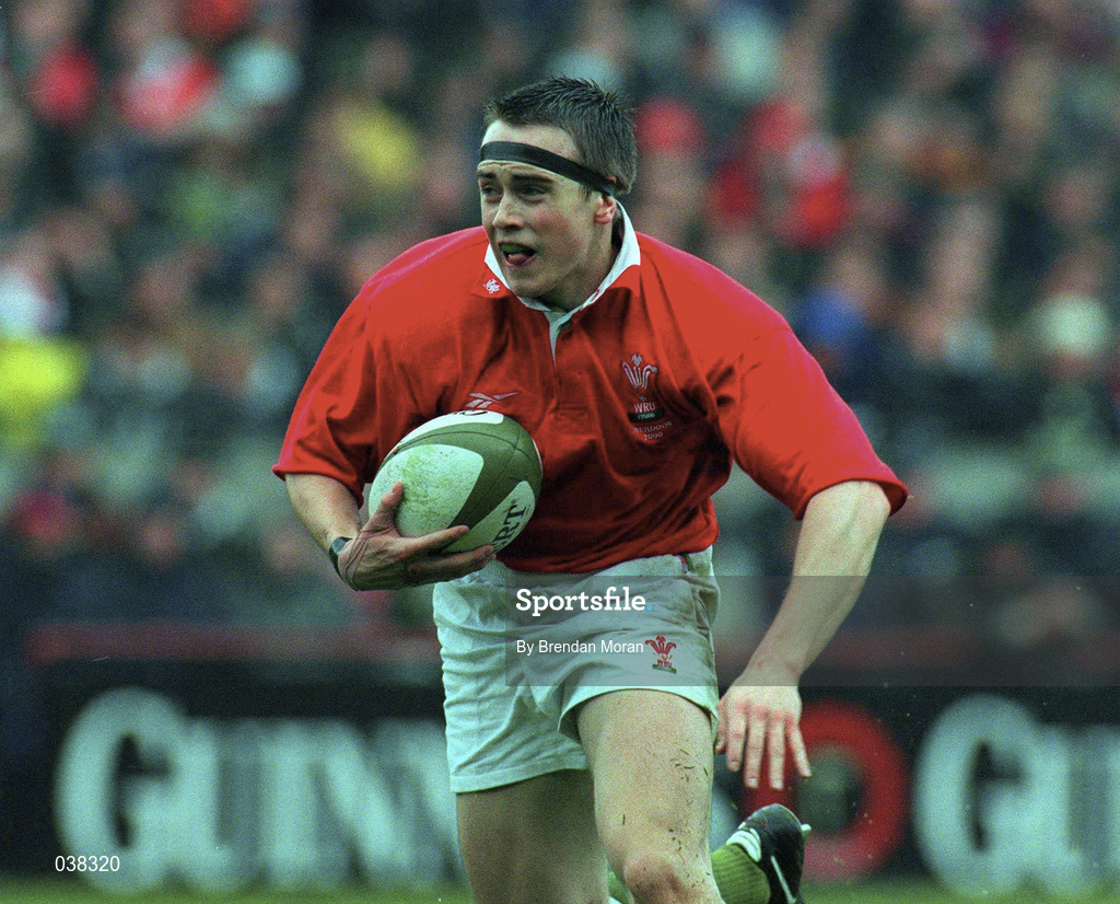 1 April 2000; Gethin Williams of Wales during the Lloyds TSB 6 Nations match between Ireland and Wales at Lansdowne Road in Dublin. Photo by Brendan Moran/Sportsfile