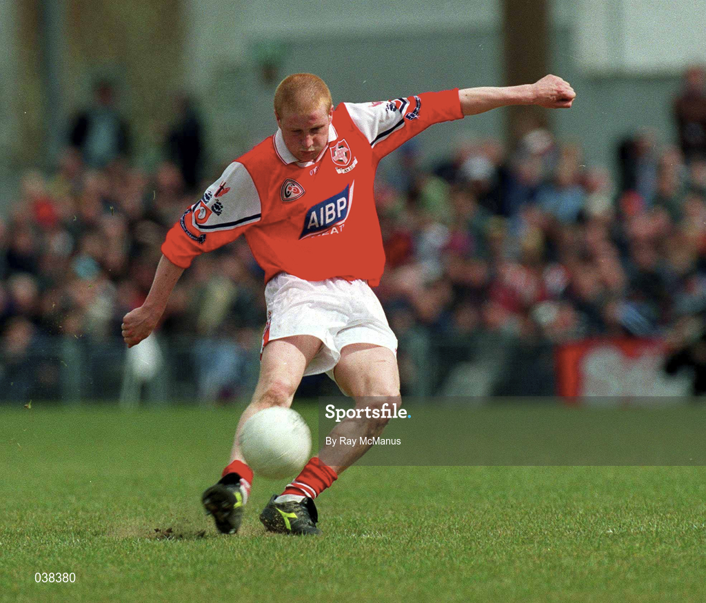 23 April 2000; JP Rooney of Louth during the Church & General National Football League Division 2 Semi-Final match between Louth and Laois at Cusack Park in Mullingar, Westmeath. Photo by Ray McManus/Sportsfile