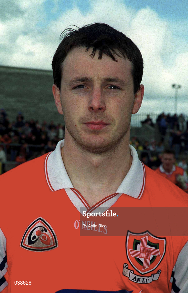 23 April 2000; Martin Farrelly of Louth prior to the Church & General National Football League Division 2 Semi-Final match between Louth and Laois at Cusack Park in Mullingar, Westmeath. Photo by Aoife Rice/Sportsfile