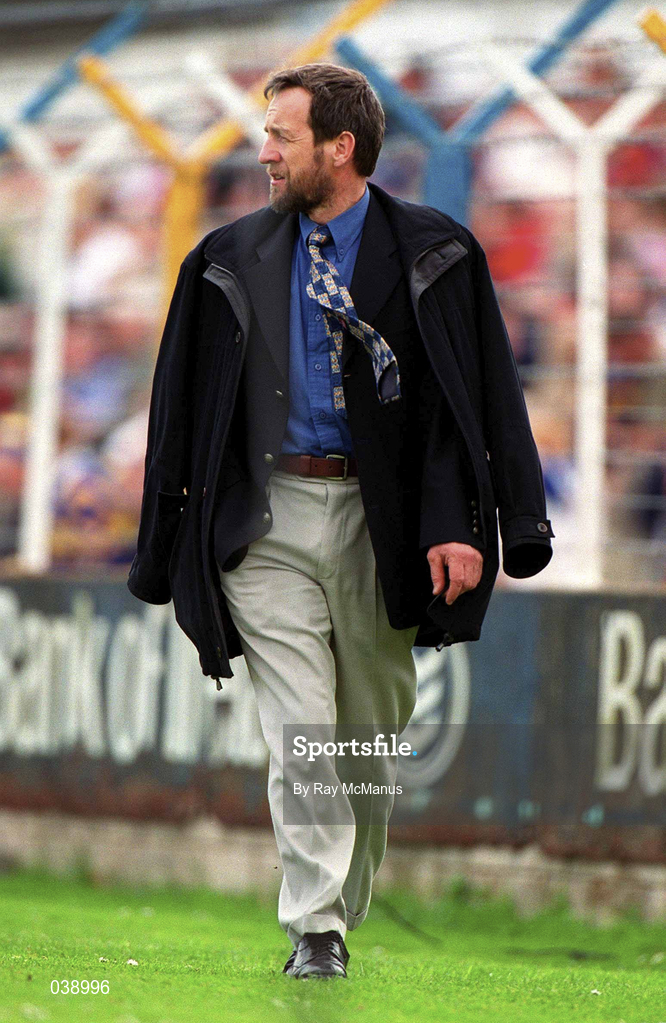 30 April 2000; Sean Kelly, Munster Council Chairman, during the Church & General National Hurling League Division 1 Semi-Final match between Tipperary and Limerick at Semple Stadium in Thurles, Tipperary. Photo by Ray McManus/Sportsfile