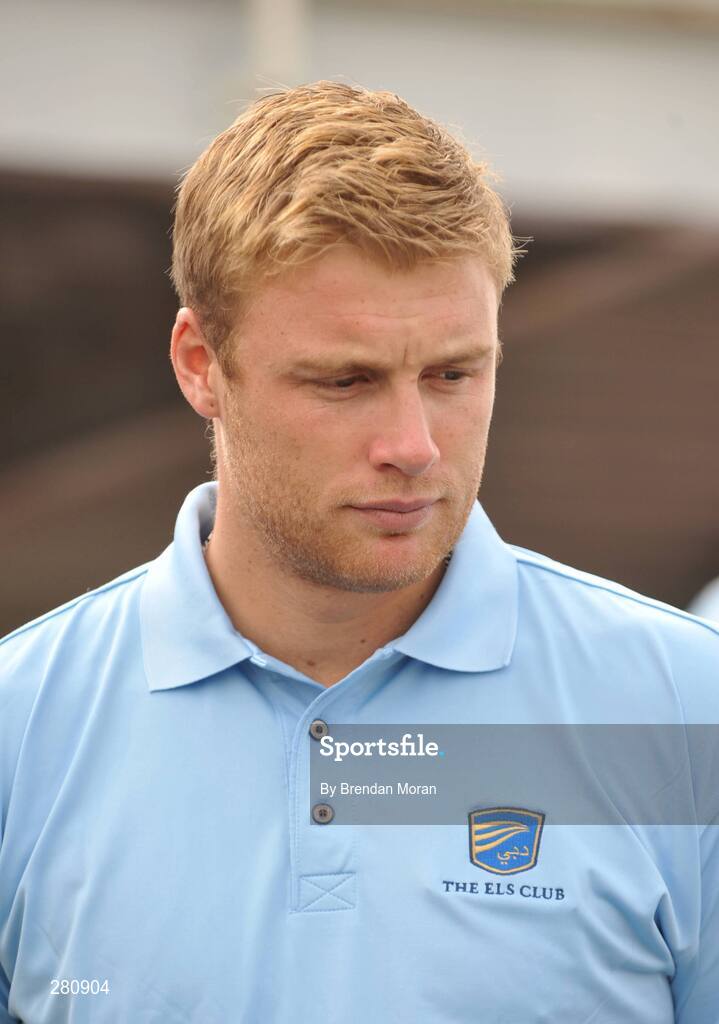 28 January 2008; England cricketer Andrew Flintoff at the opening day of The Els Course in the new Dubai Sports City. Dubai, United Arab Emirates. Picture credit: Brendan Moran / SPORTSFILE *** Local Caption ***