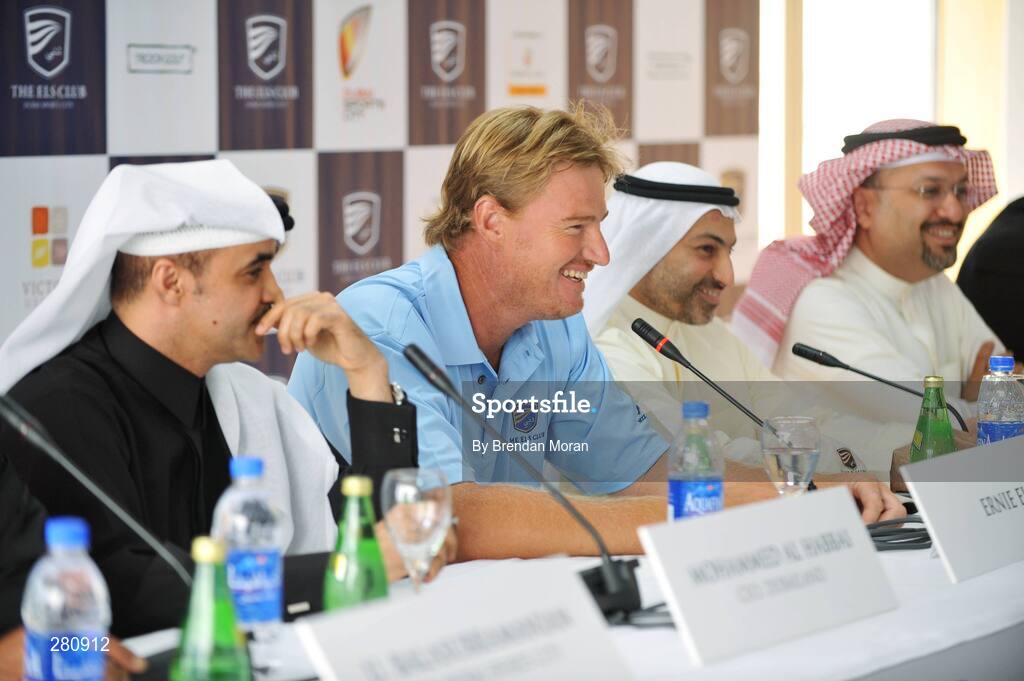 28 January 2008; Ernie Els, of South Africa, in company of, from left, Mohammed Al Habbai, CEO, Dubailand, Khalid Zarouni, President, Dubai Sports City, and Yasser Abdullah, General Manager, Victory Heights, speaking during the opening day of The Els Course in the new Dubai Sports City. Dubai, United Arab Emirates. Picture credit: Brendan Moran / SPORTSFILE