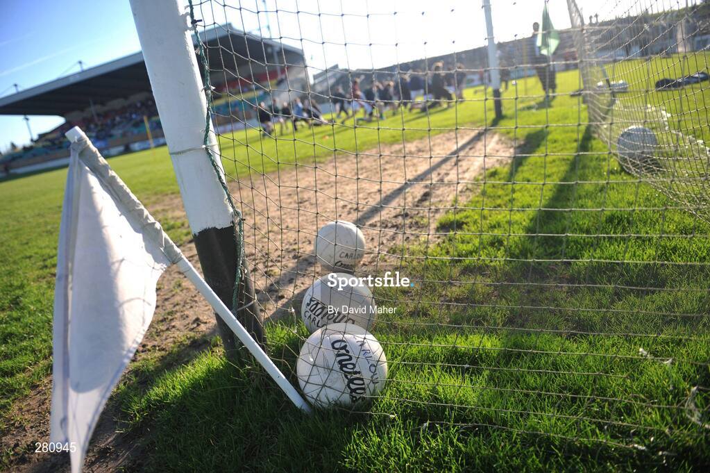 27 January 2008; The Carlow team warming up. O'Byrne cup semi-final replay, Carlow v Dublin, Dr. Cullen Park, Carlow. Picture credit: David Maher / SPORTSFILE