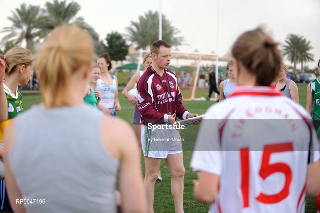 25 January 2008; Trainer Jason Taniane speaks to the players during squad training. O'Neills/TG4 Ladies Gaelic Football All Star Tour 2007, Dubai Polo and Equestrian Club, Dubai, United Arab Emirates. Picture credit: Brendan Moran / SPORTSFILE  *** Local Caption ***