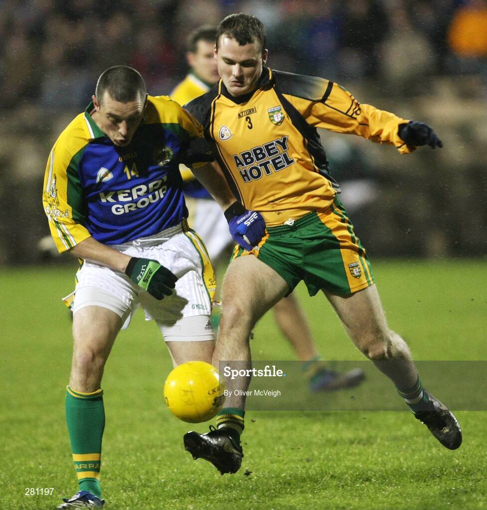 2 February 2008;  Kieran Donaghy, Kerry, in action against Neil McGee, Donegal. Allianz National Football League, Division 1, Round 1, Donegal v Kerry, Fr. Tierney Park, Ballyshannon, Co. Donegal. Picture credit: Oliver McVeigh / SPORTSFILE