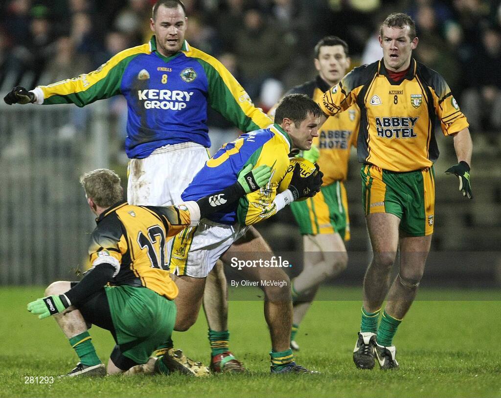 2 February 2008; Eoin Brosnan, Kerry, in action against Brian Roper, Donegal. Allianz National Football League, Division 1, Round 1, Donegal v Kerry, Fr. Tierney Park, Ballyshannon, Co. Donegal. Picture credit: Oliver McVeigh / SPORTSFILE