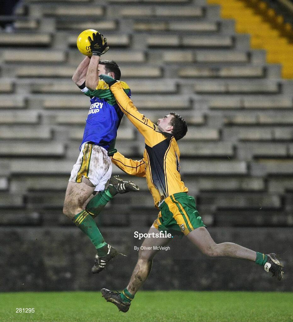 2 February 2008; Declan O'Sullivan, Kerry, in action against Eamon McGee, Donegal. Allianz National Football League, Division 1, Round 1, Donegal v Kerry, Fr. Tierney Park, Ballyshannon, Co. Donegal. Picture credit: Oliver McVeigh / SPORTSFILE