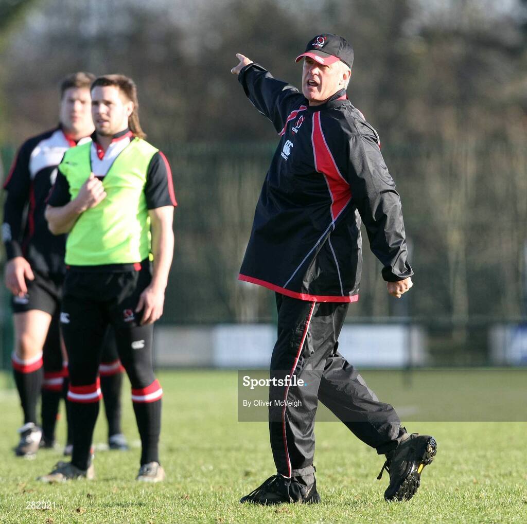 6 February 2008; Ulster's new Head Coach, Matt Williams, during squad training. Ulster rugby squad training, Newforge, Belfast, Co. Antrim. Picture credit; Oliver McVeigh / SPORTSFILE