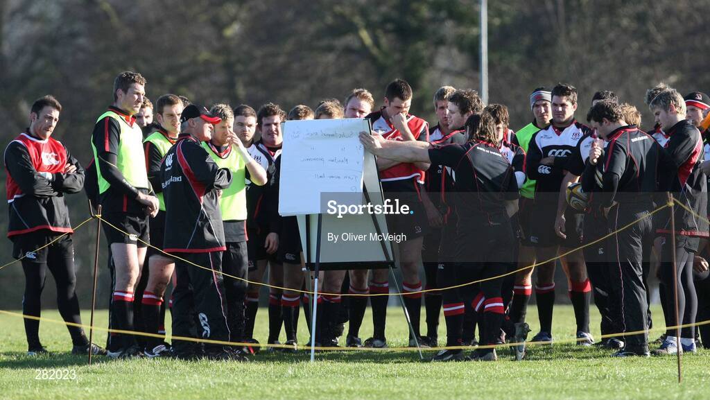 6 February 2008; Ulster's new Head Coach, Matt Williams, showing some tactics on a clipboard during squad training. Ulster rugby squad training, Newforge, Belfast, Co. Antrim. Picture credit; Oliver McVeigh / SPORTSFILE
