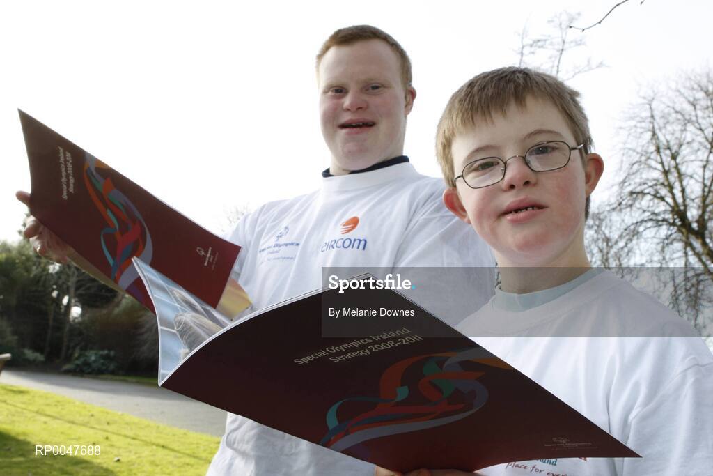 6 February 2008; Phoenix Flyers Special Olympics Club athletes Lee Ruth, 10, from Finglas, Dublin, with Keith Murtagh, from Lucan, Co.Dublin, reading the new Special Olympics Ireland Strategy 2008 - 2011. The strategy is available to download at www.specialolympics.ie. Fitzpatrick Castle Hotel, Killiney, Co Dublin. Picture credit: Melanie Downes / SPORTSFILE