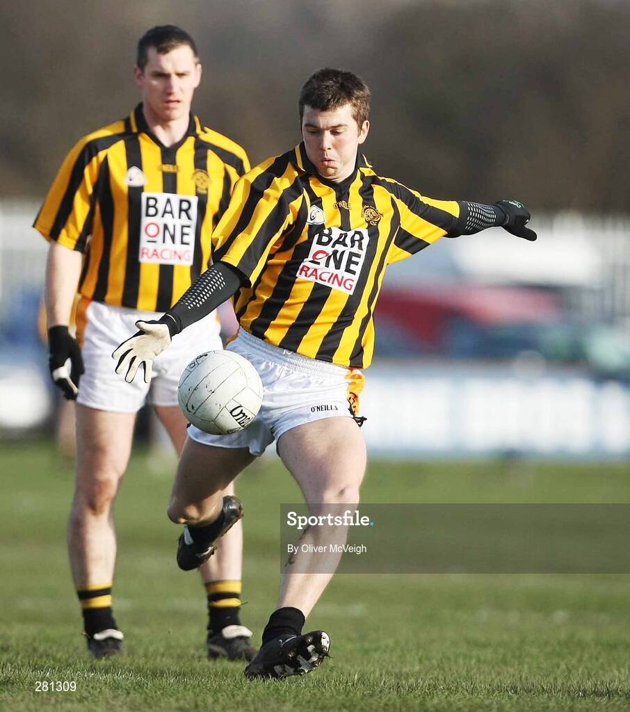 27 January 2008; Stephen Kernan, Crossmaglen Rangers. AIB All-Ireland Club Football Championship Quarter-Final, Tir Chonaill Gaels v Crossmaglen Rangers, Emerald Gaelic Grounds, Ruislip, London, England. Picture credit: Oliver McVeigh / SPORTSFILE