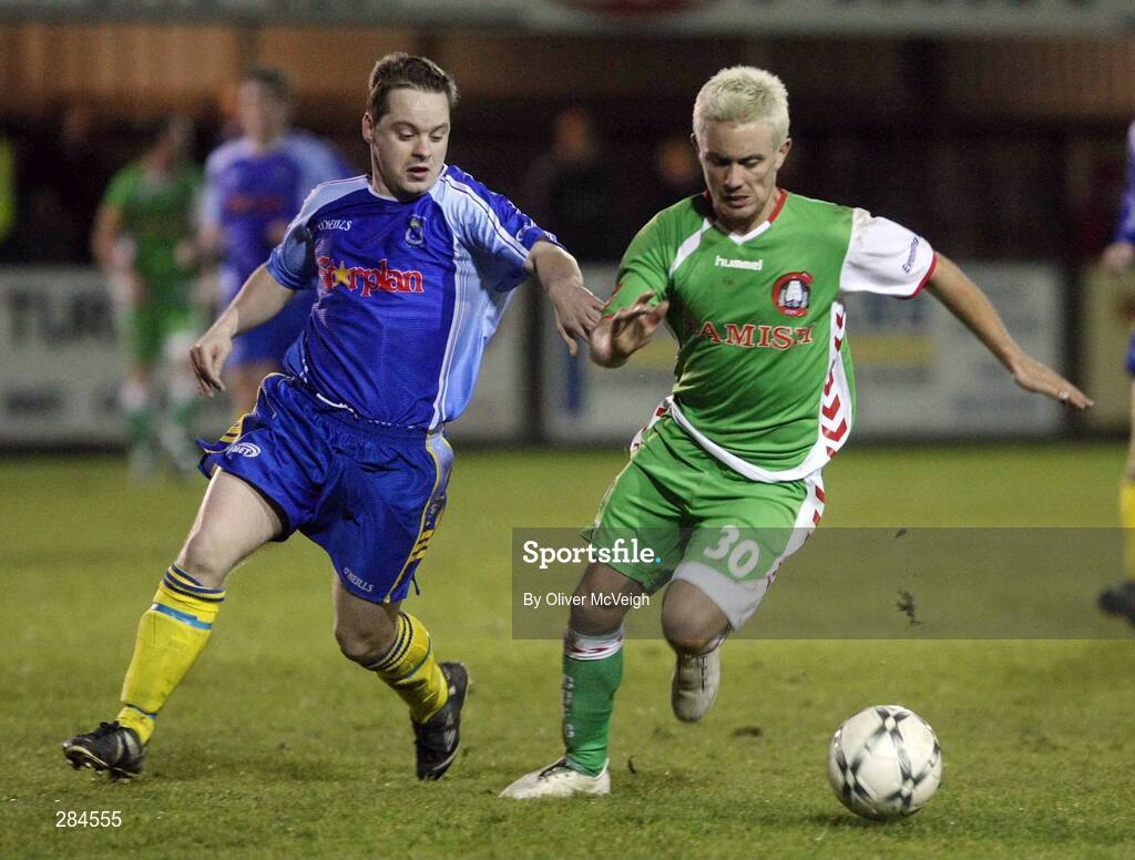 26 February 2008; Liam Kearney, Cork City, in action against Austin Friel, Dungannon Swifts. Setanta Cup, Dungannon Swifts v Cork City, Stangmore Park, Dungannon, Co. Tyrone. Picture credit; Oliver McVeigh / SPORTSFILE
