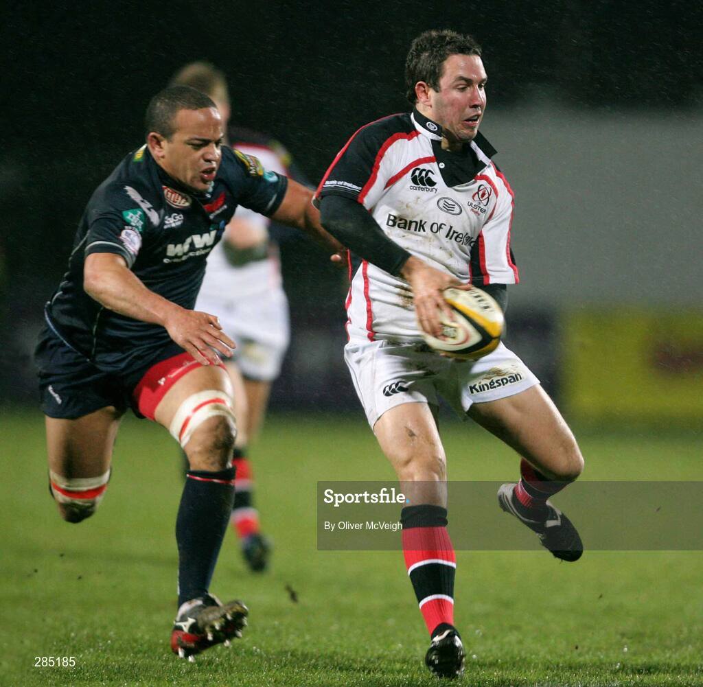 29 February 2008; Paddy Wallace, Ulster, in action against Gavin Thomas, Llanelli Scarlets. Magners League, Ulster v Llanelli Scarlets, Ravenhill Park, Belfast, Co. Antrim. Picture credit: Oliver McVeigh / SPORTSFILE
